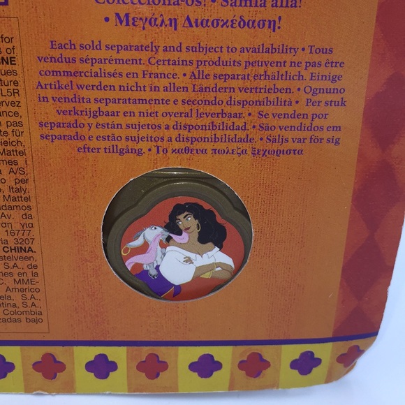 Disney Hunchback Notre Dame Once Upon Time Locket - Picture 7 of 8